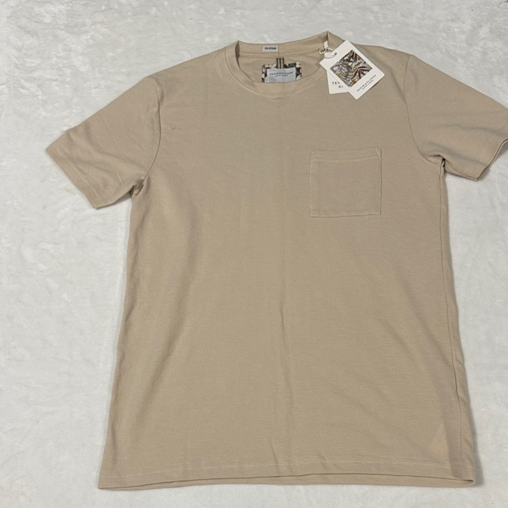 Denim & Flower Beige Short Sleeve Tee